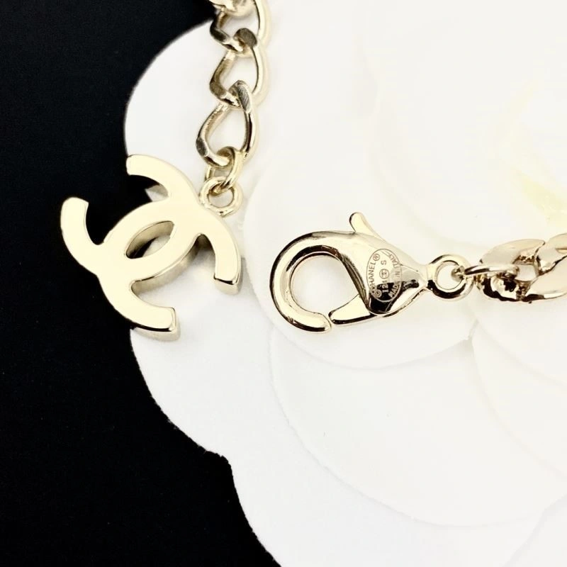 Durable Chanel Necklaces 222046