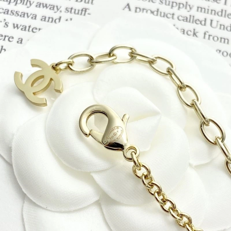 Attractive Chanel Necklaces 222127