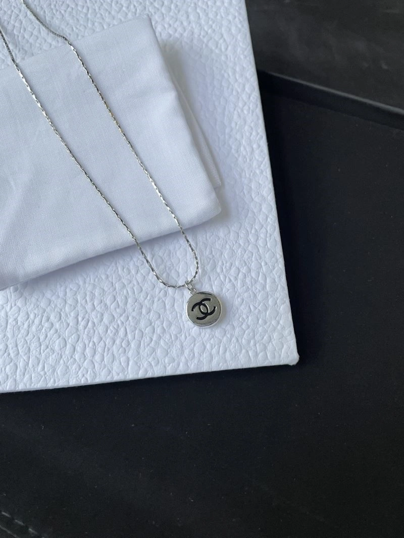Chanel Necklaces FashionForward 220883