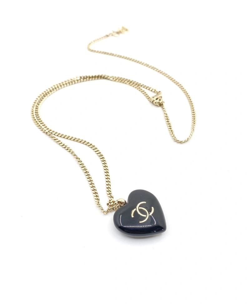 Versatile Chanel Necklaces 220891