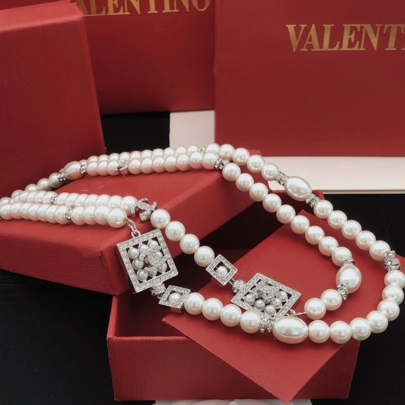 Chanel Necklaces Trendsetting 220885
