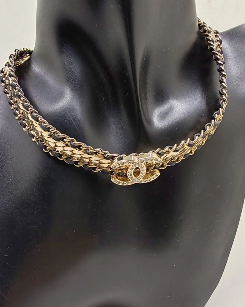 FashionForward Chanel Necklaces 220869
