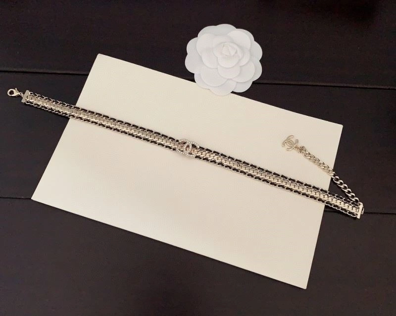 FashionForward Chanel Necklaces 220869