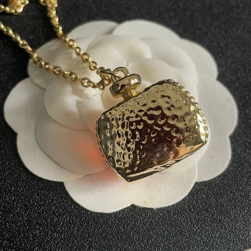 Efficient Chanel Necklaces 220850