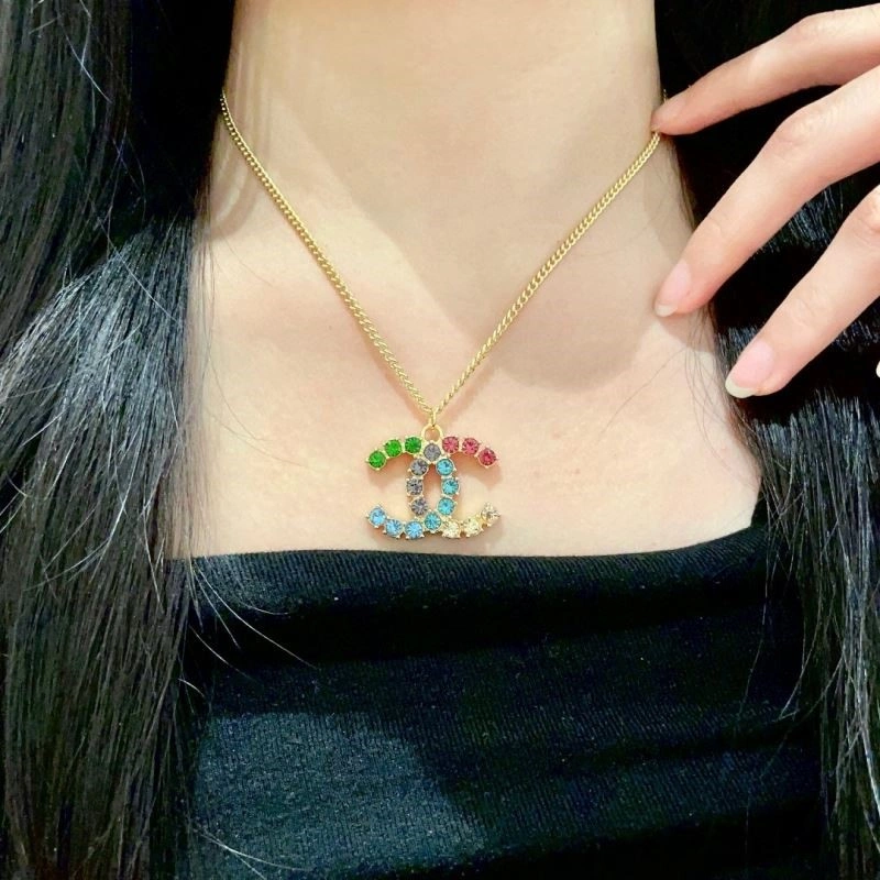 Classic Chanel Necklaces 220861
