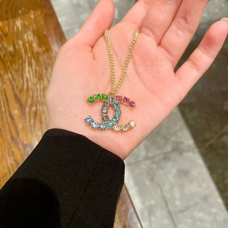 Classic Chanel Necklaces 220861