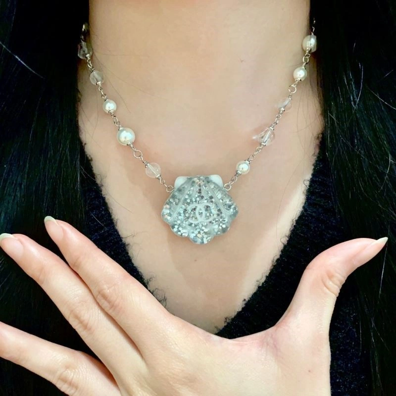 Flexible Chanel Necklaces 220842