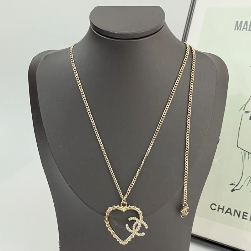 Chanel Necklaces Stylish 220829
