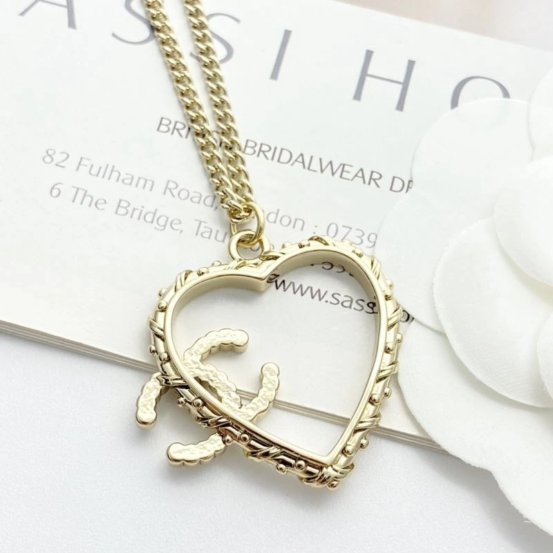 Chanel Necklaces Stylish 220829