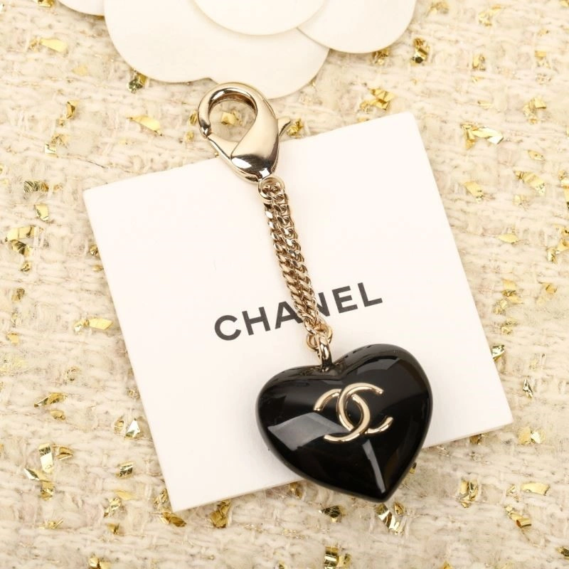Sporty Chanel Necklaces 220831