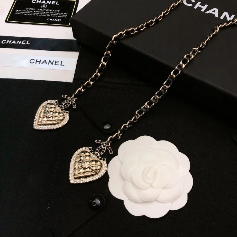 UrbanChic Chanel Necklaces 220826