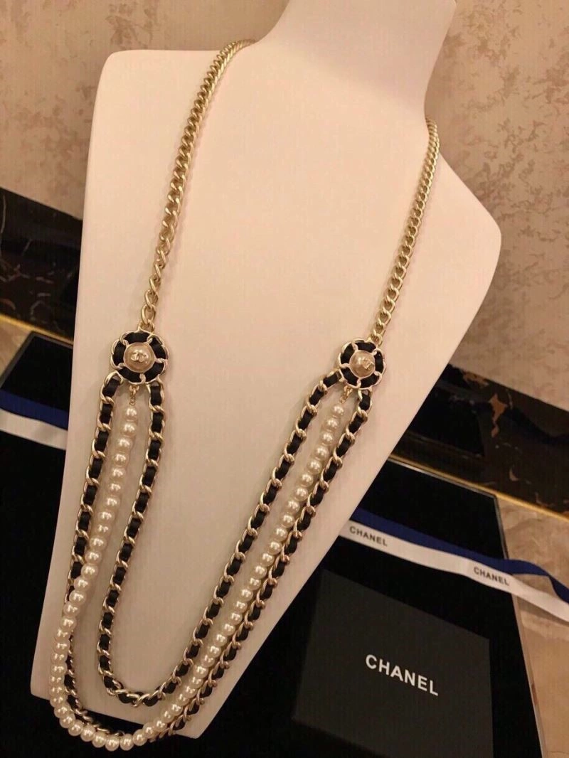 Chanel Necklaces Premium 220830