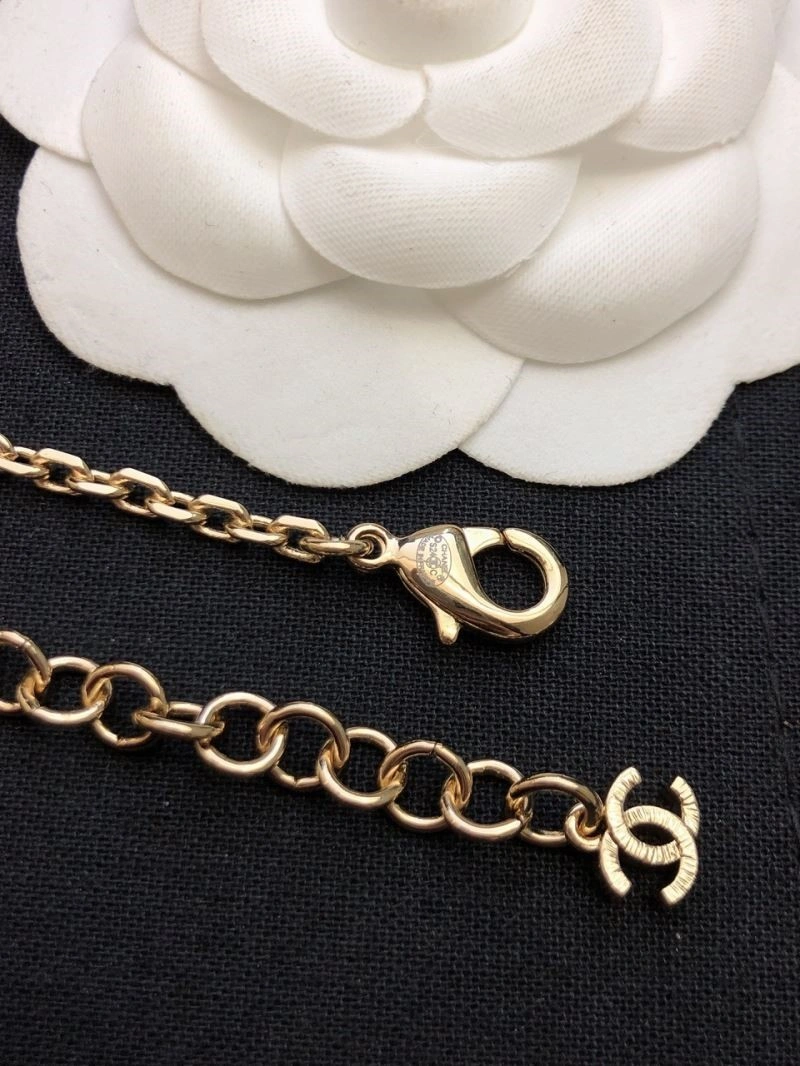 Chanel Necklaces Vibrant 220857
