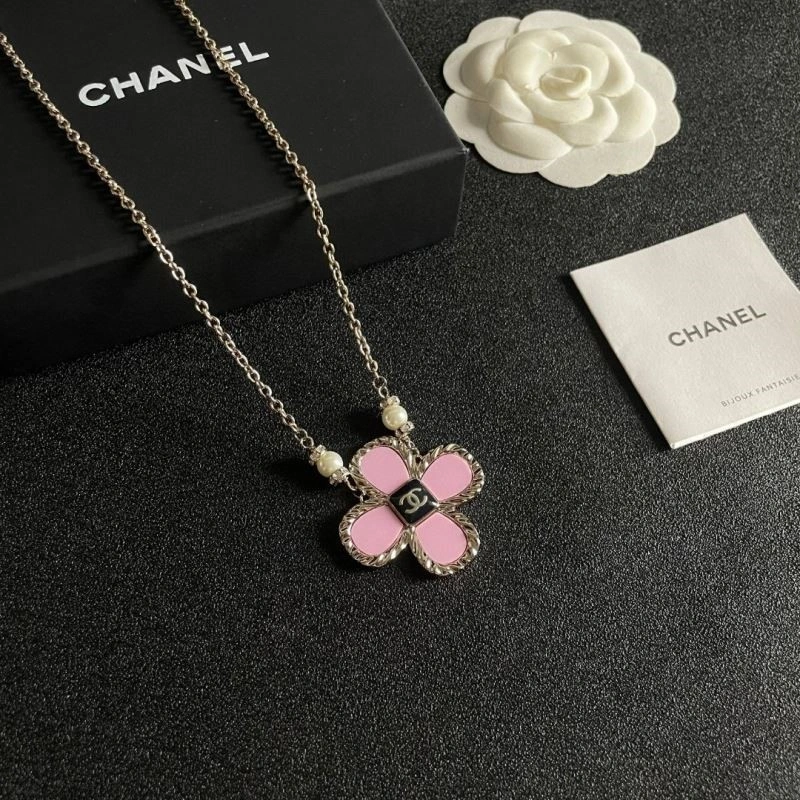 Chanel Necklaces Durable 220821