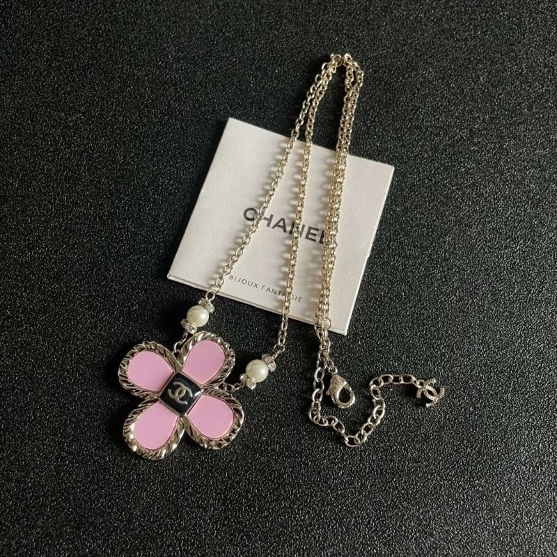 Chanel Necklaces Durable 220821