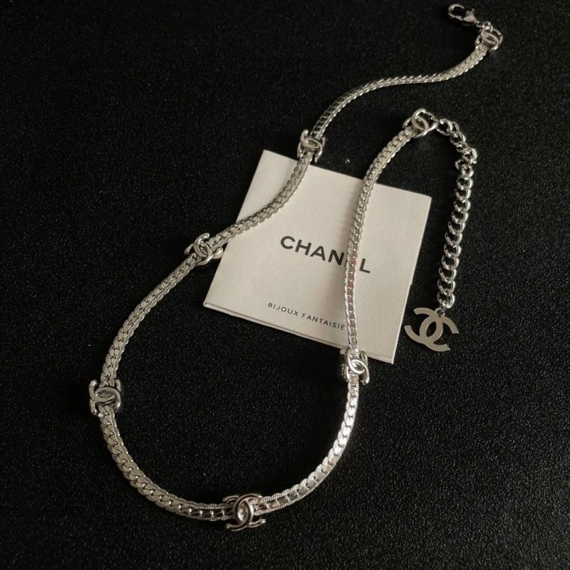 Chanel Necklaces SmoothTexture 220889