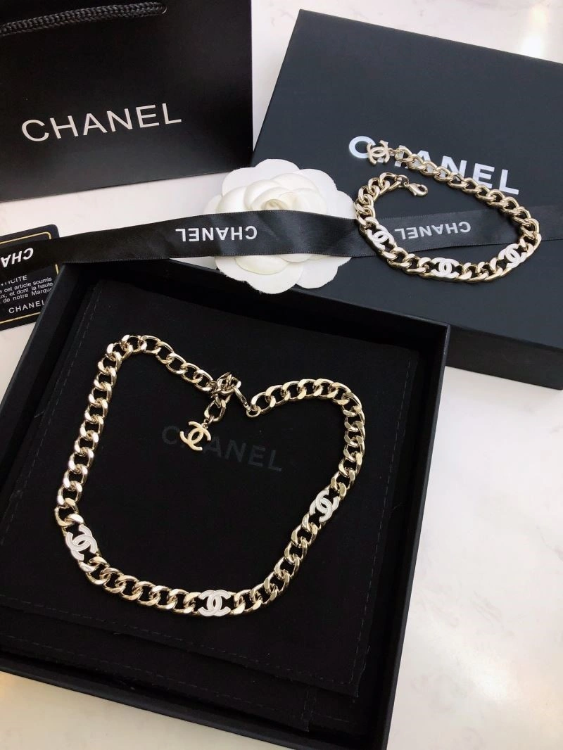 Durable Chanel Necklaces 220801