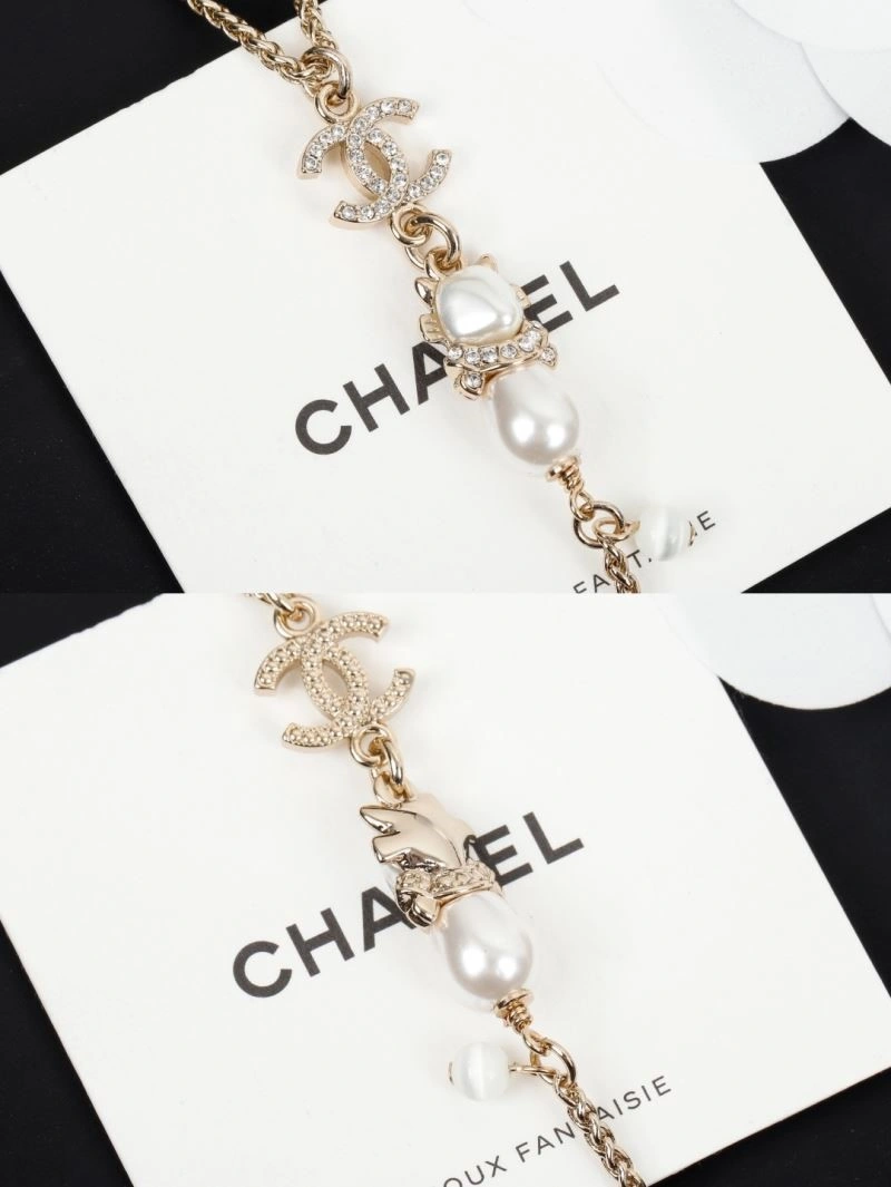 Minimalist Chanel Necklaces 220790