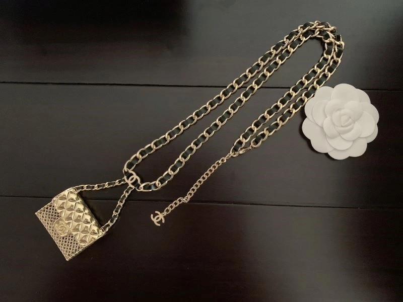 Chanel Necklaces Packable 220777