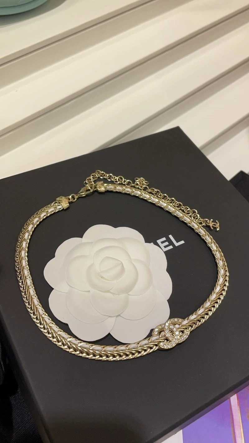 Sustainable Chanel Necklaces 220775