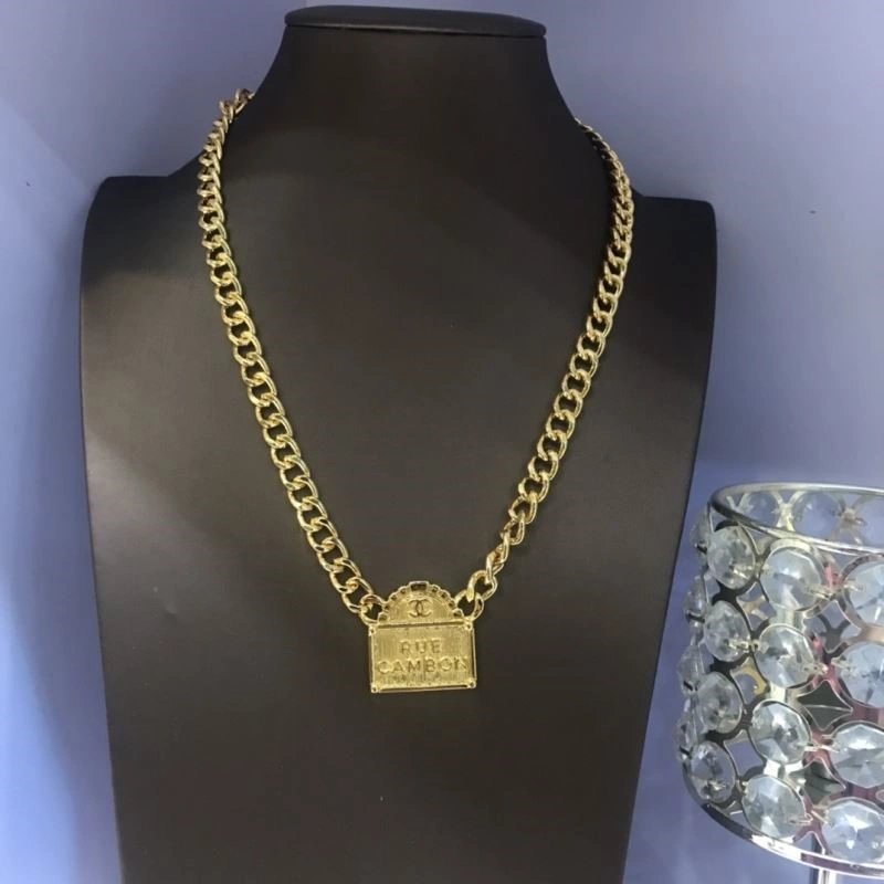 RelaxedFit Chanel Necklaces 220784