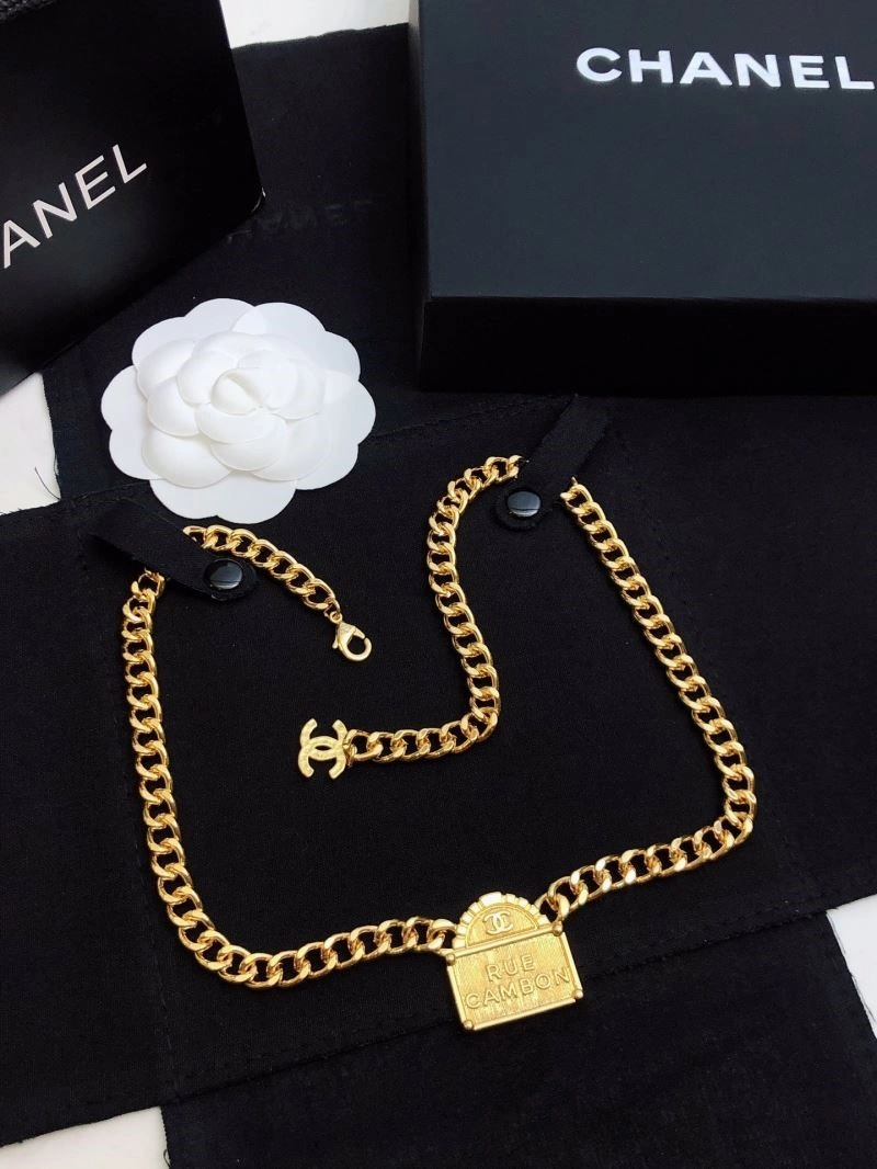 RelaxedFit Chanel Necklaces 220784