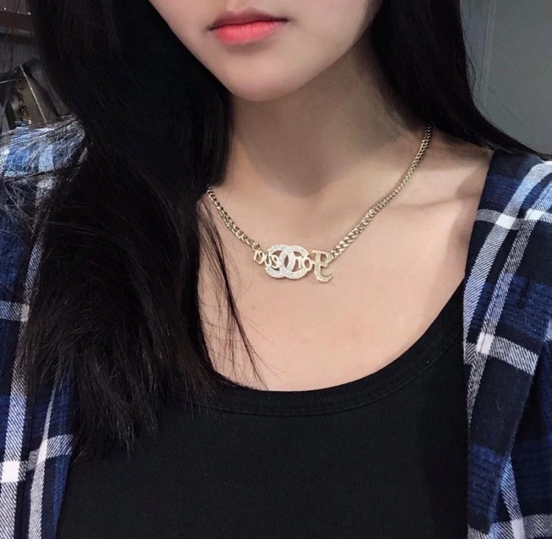 Chanel Necklaces SoftTouch 220757