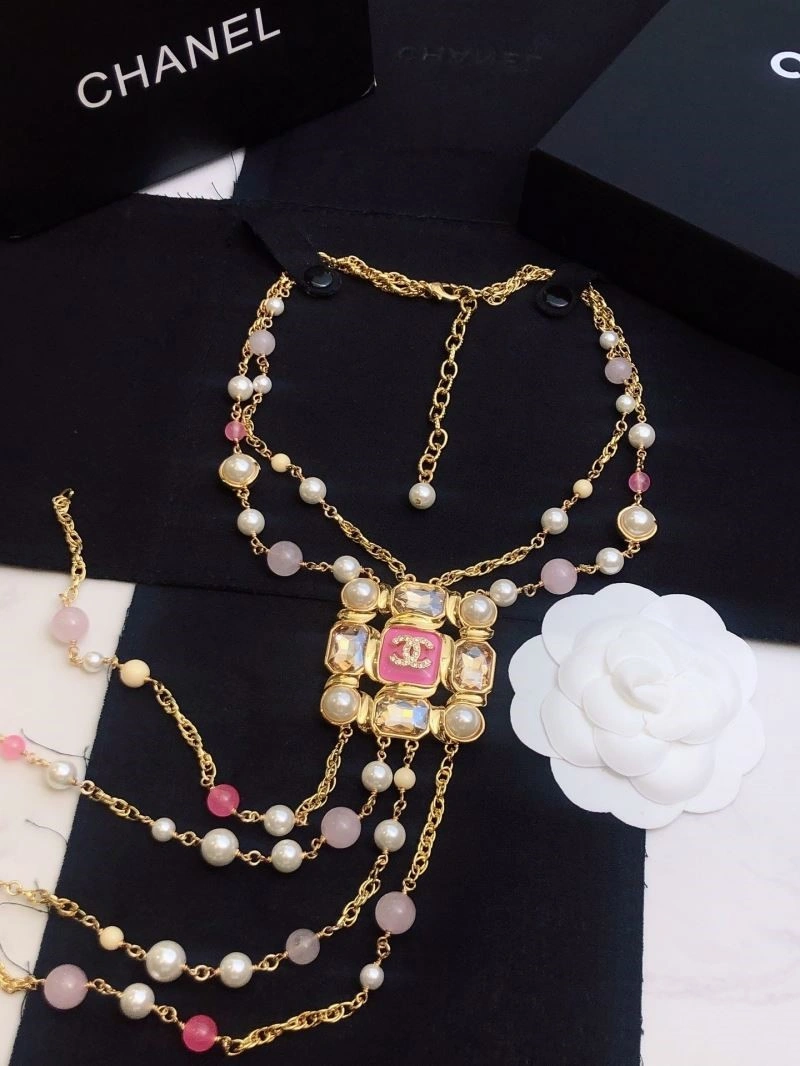 Chanel Necklaces SmoothTexture 220782