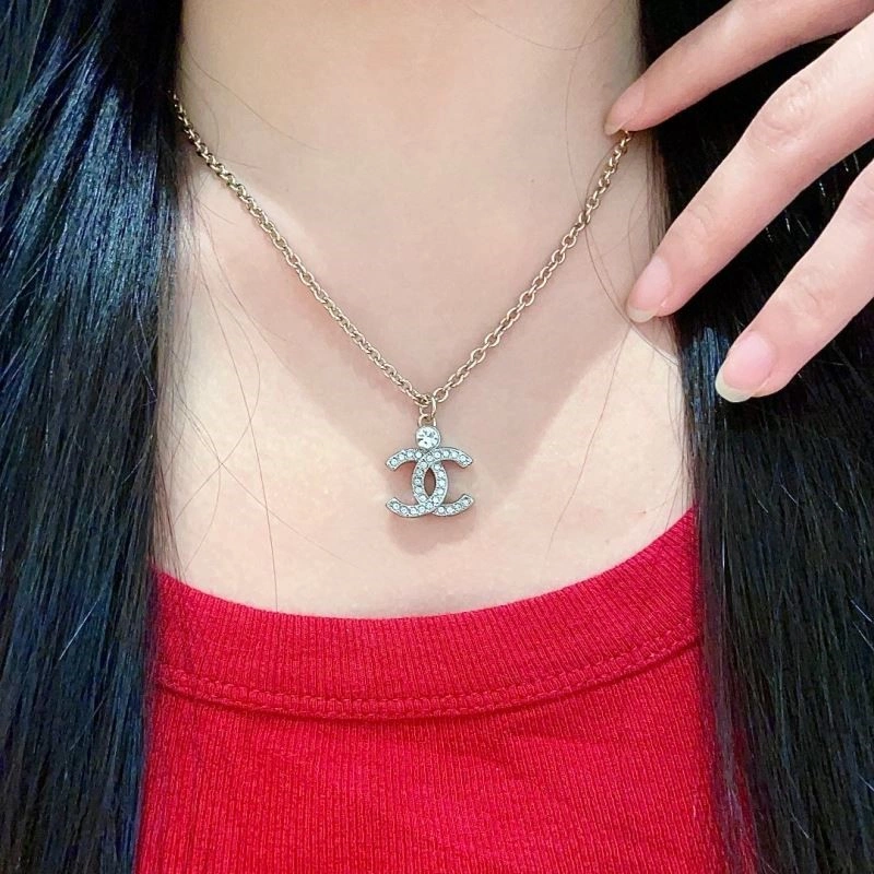 Chanel Necklaces Functional 220766