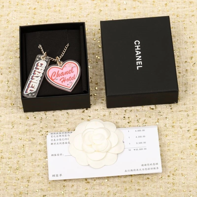 Premium Chanel Necklaces 220759