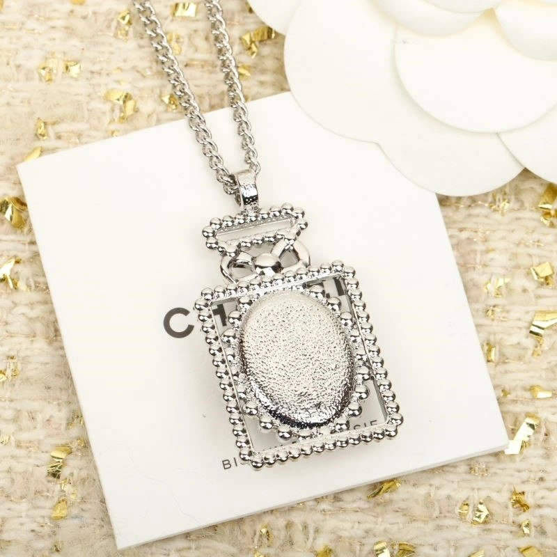 Neat Chanel Necklaces 220738