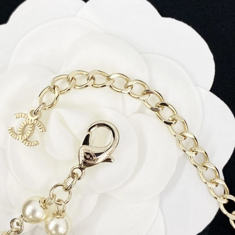 EyeCatching Chanel Necklaces 220737