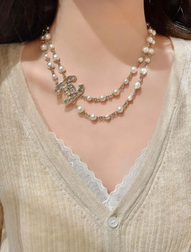 EyeCatching Chanel Necklaces 220737