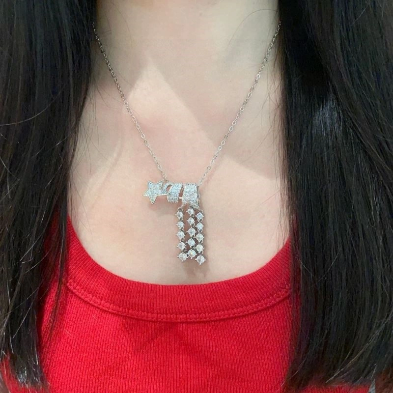 Fashionable Chanel Necklaces 220729