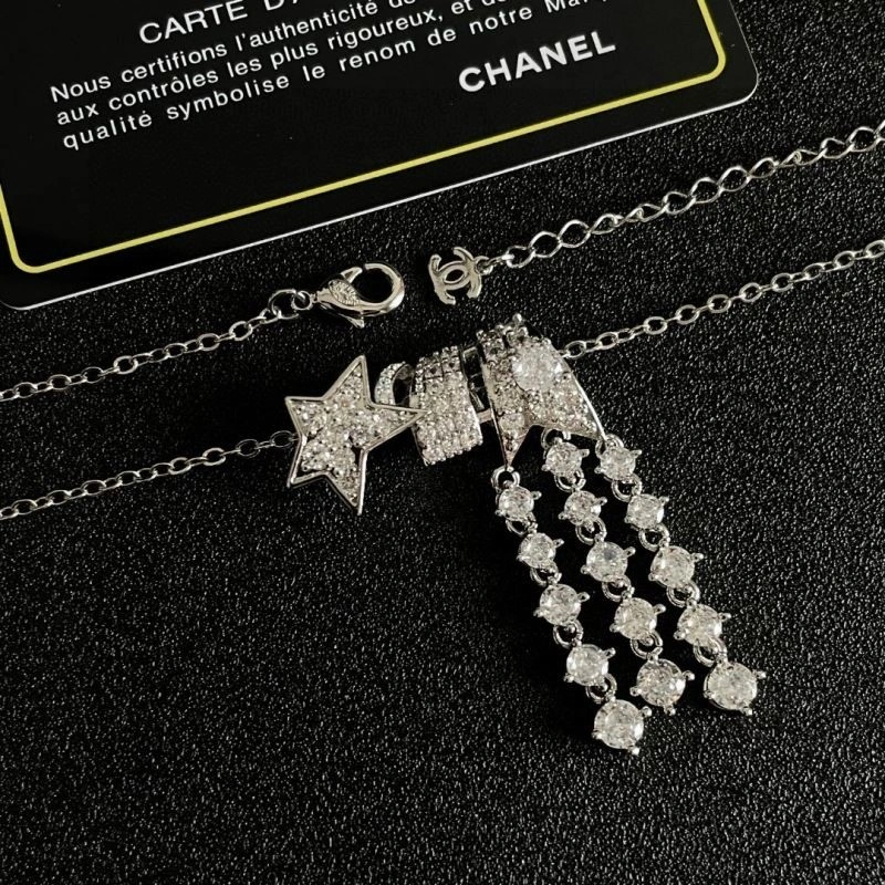 Fashionable Chanel Necklaces 220729