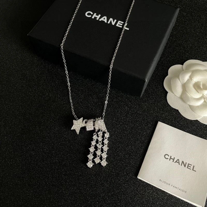 Fashionable Chanel Necklaces 220729