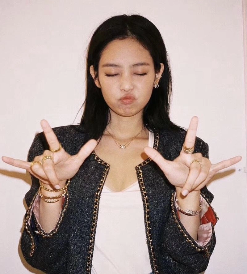 Youthful Chanel Necklaces 220785