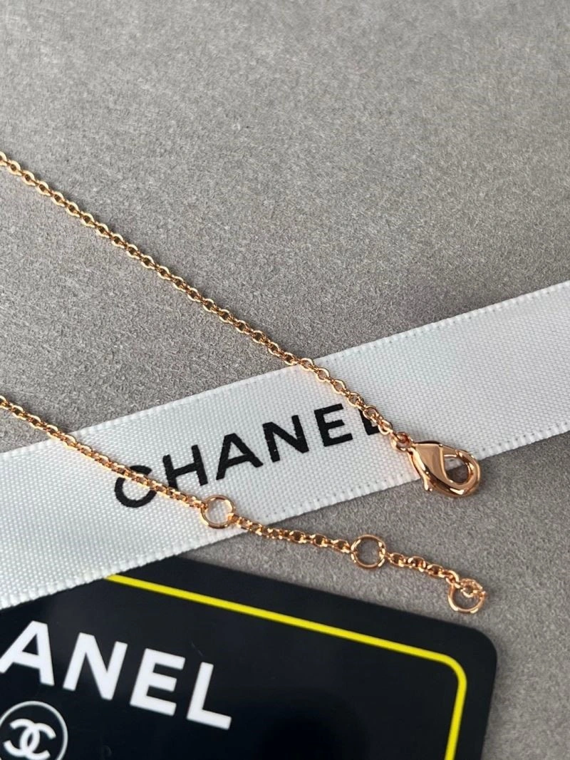 Chanel Necklaces Chic 220726