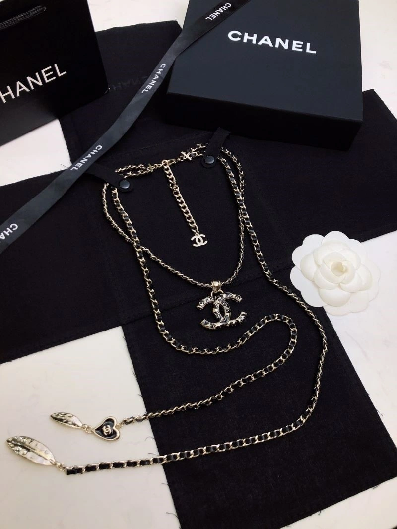 Popular Chanel Necklaces 220705