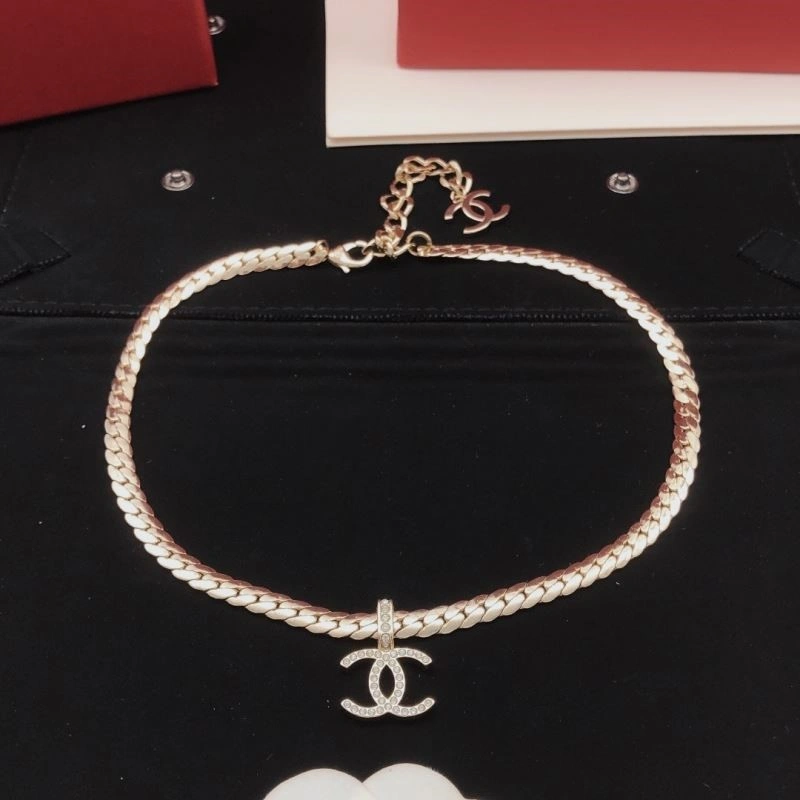 Durable Chanel Necklaces 220694