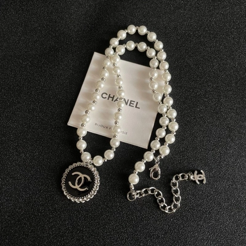 Popular Chanel Necklaces 220707