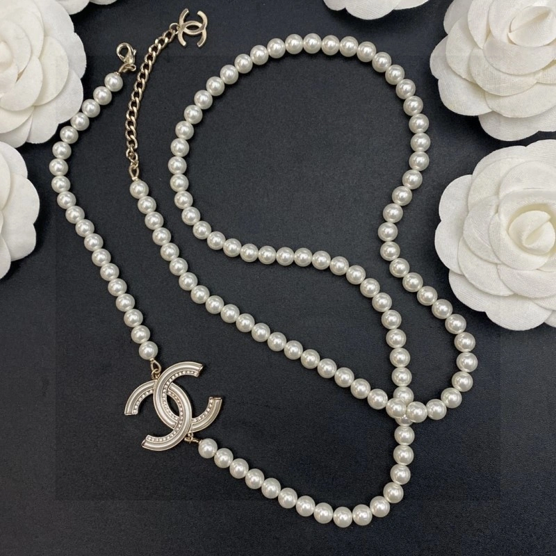 Elegant Chanel Necklaces 220663