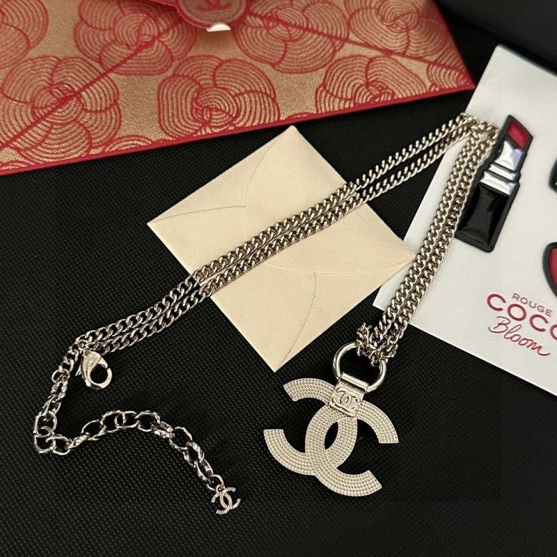 Colorful Chanel Necklaces 220654