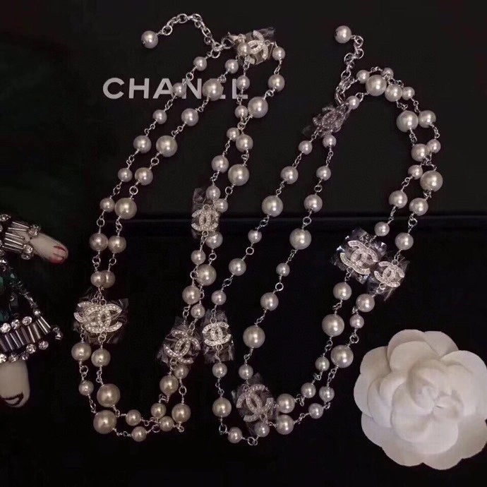 Chanel Necklaces Compact 220650