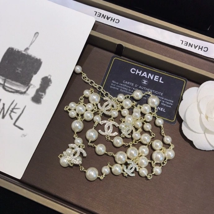 Chanel Necklaces Compact 220650