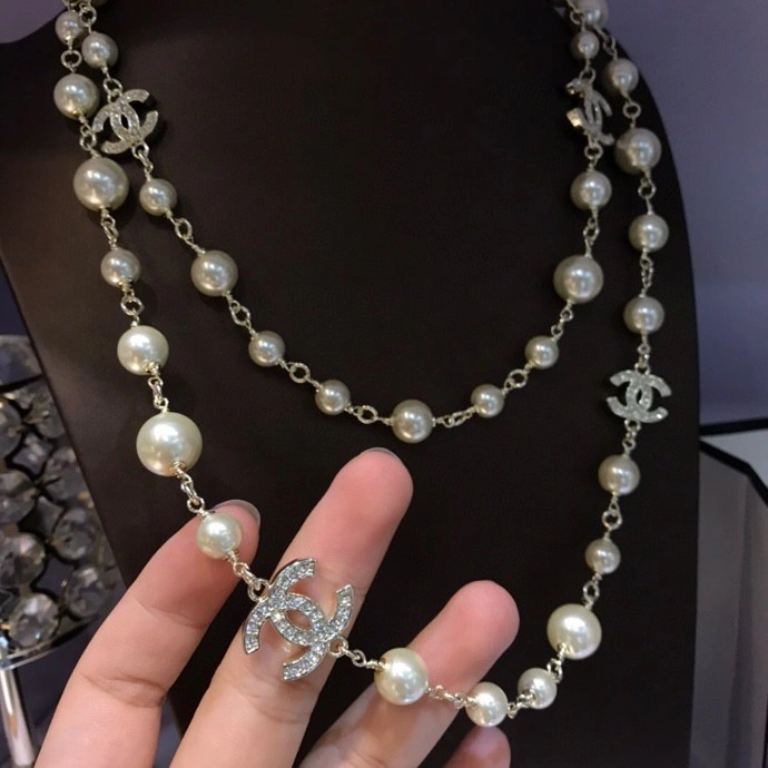 Chanel Necklaces Compact 220650