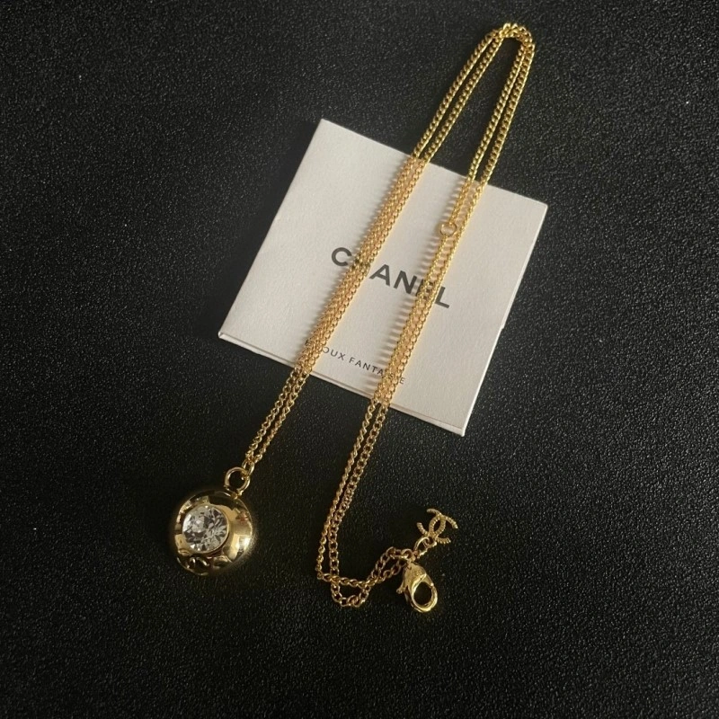 Chanel Necklaces Compact 220674
