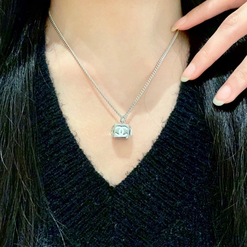 Chanel Necklaces SunProtective 220644
