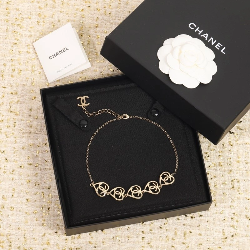Chanel Necklaces Neat 220639