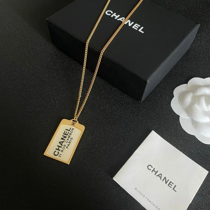 WrinkleFree Chanel Necklaces 220635